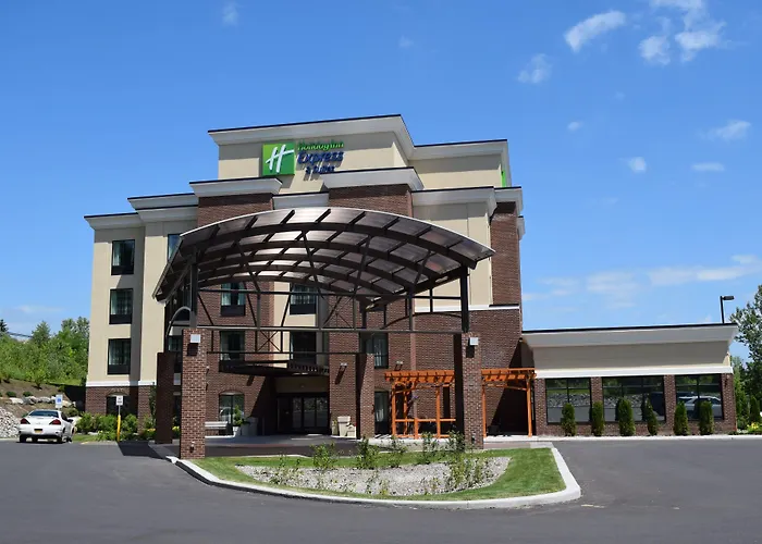 Holiday Inn Express & Suites Geneva Finger Lakes By Ihg